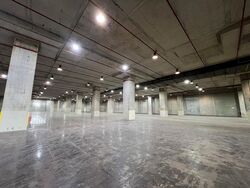 Jalan Buroh (D22), Warehouse #595633821